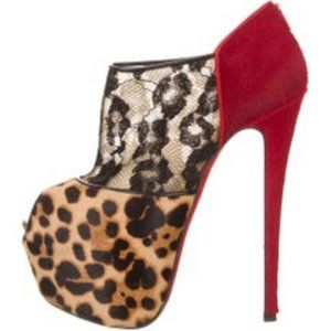 Christian Louboutin Red / leopard print bootie